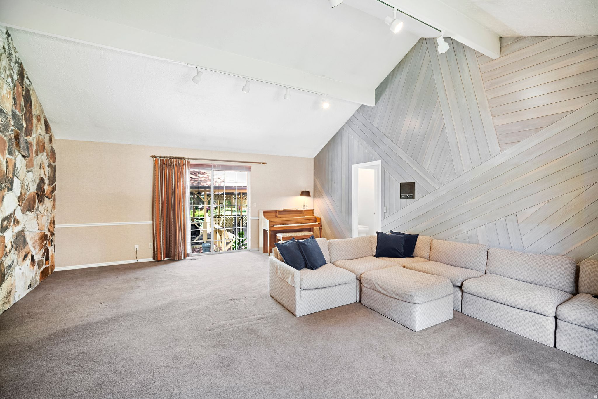 PEPPERWOOD - Residential