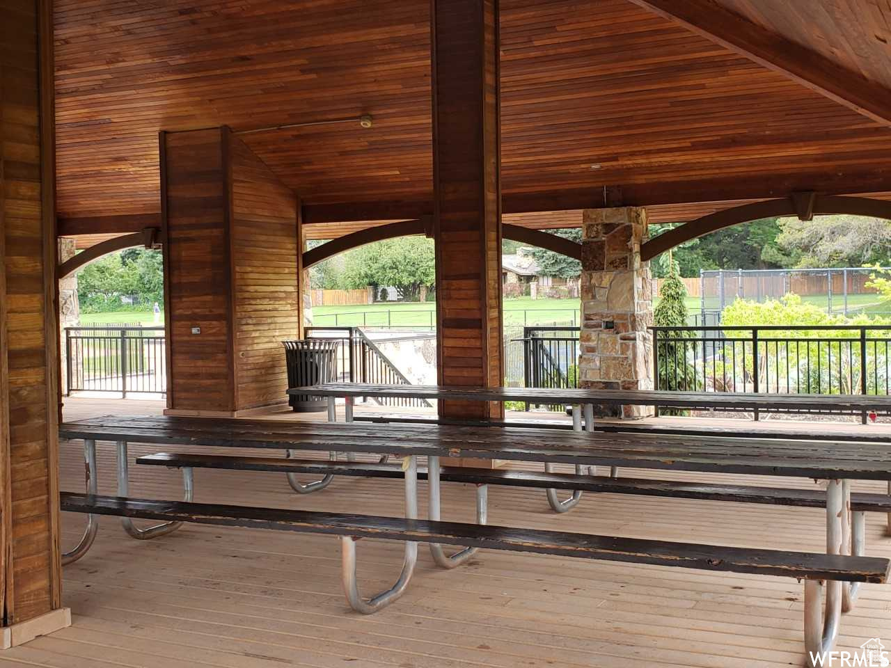 PEPPERWOOD - Residential