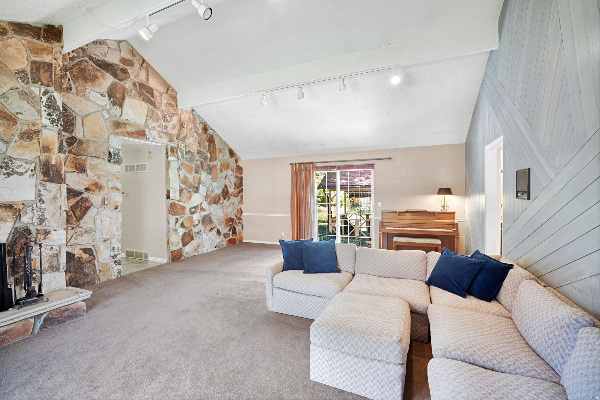 PEPPERWOOD - Residential