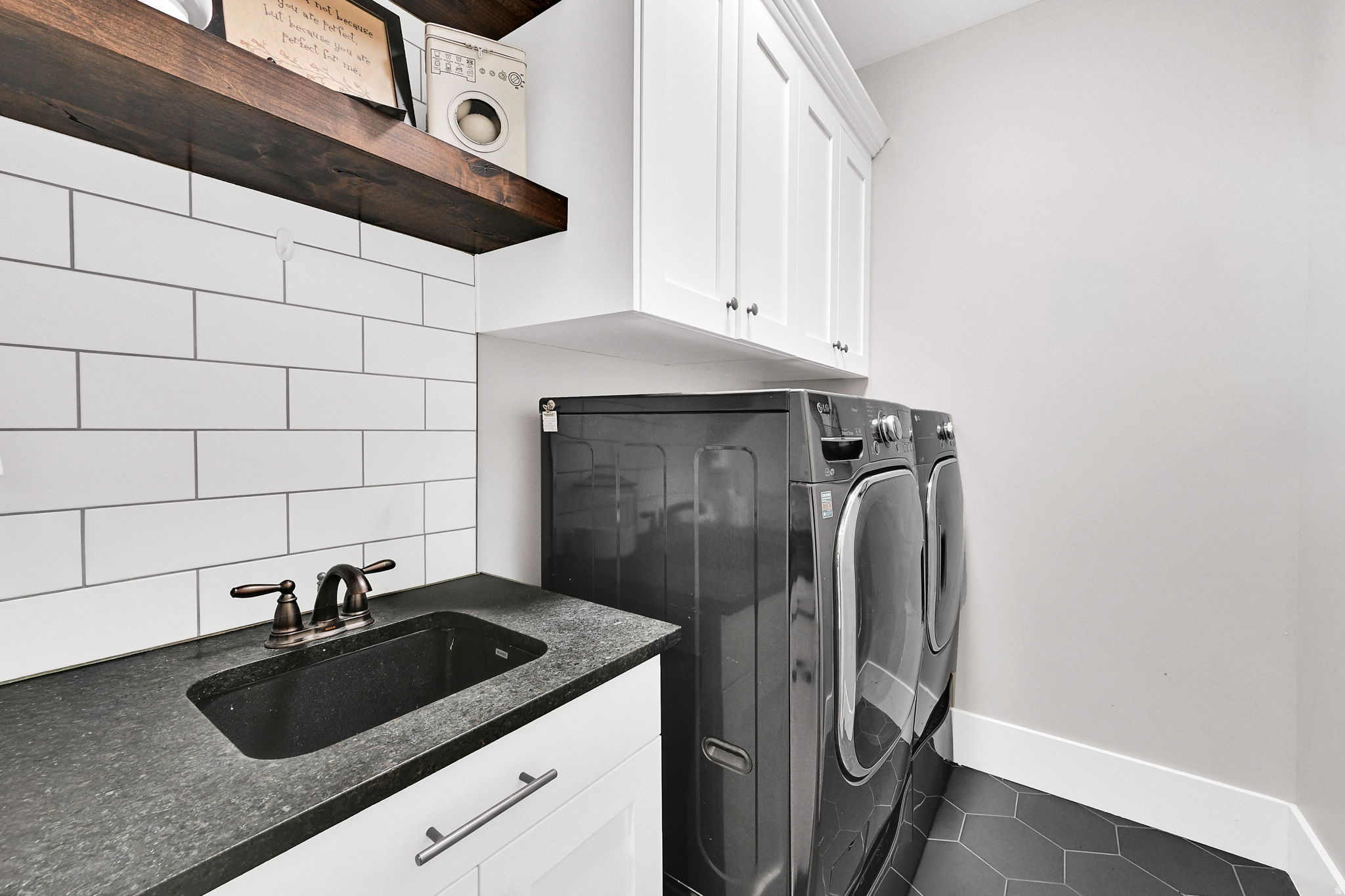 STONE RIDGE - Residential