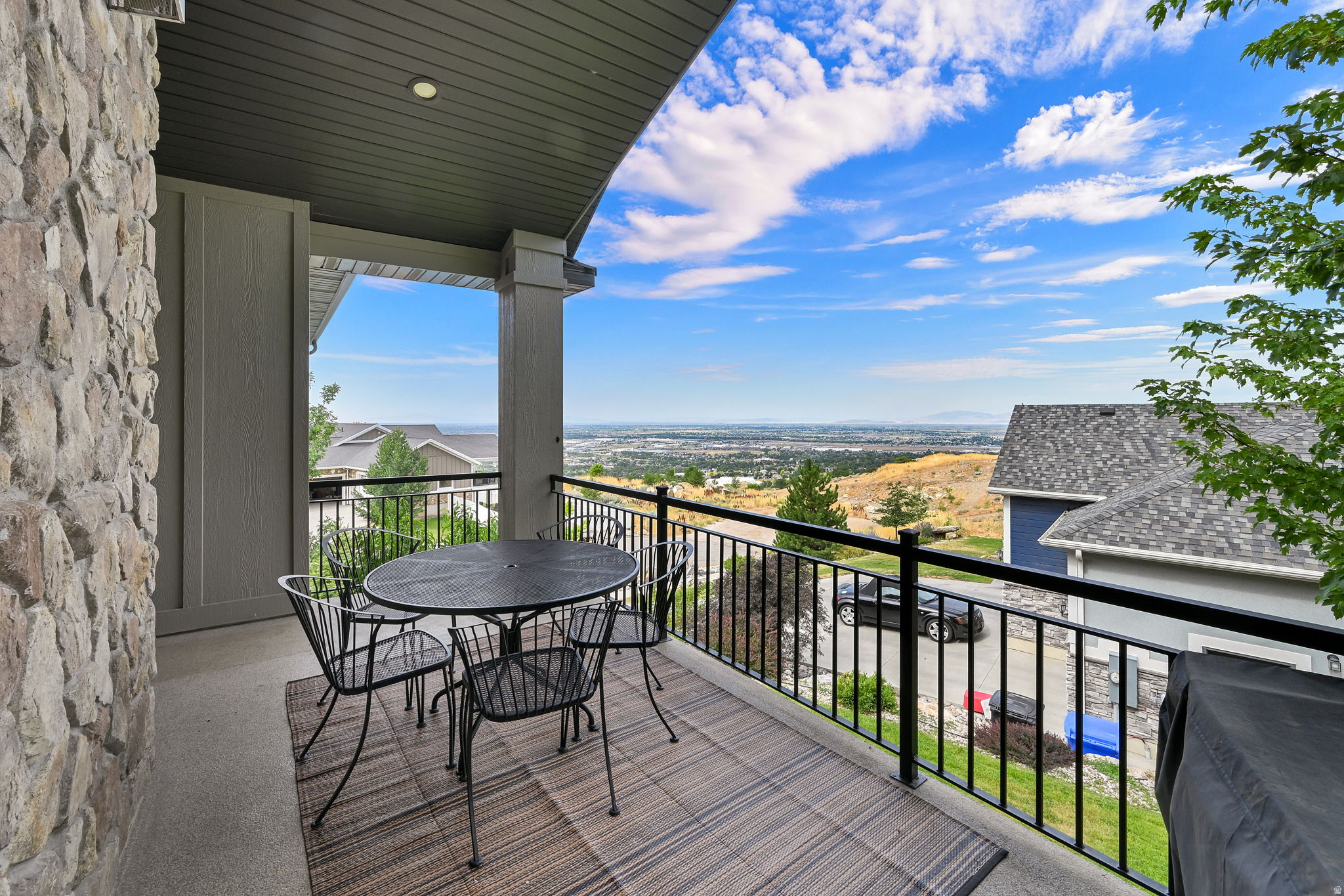 STONE RIDGE - Residential