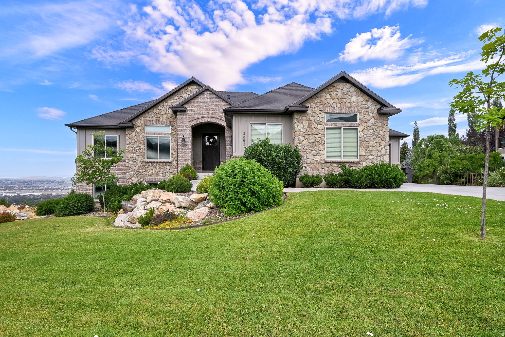 STONE RIDGE - Residential