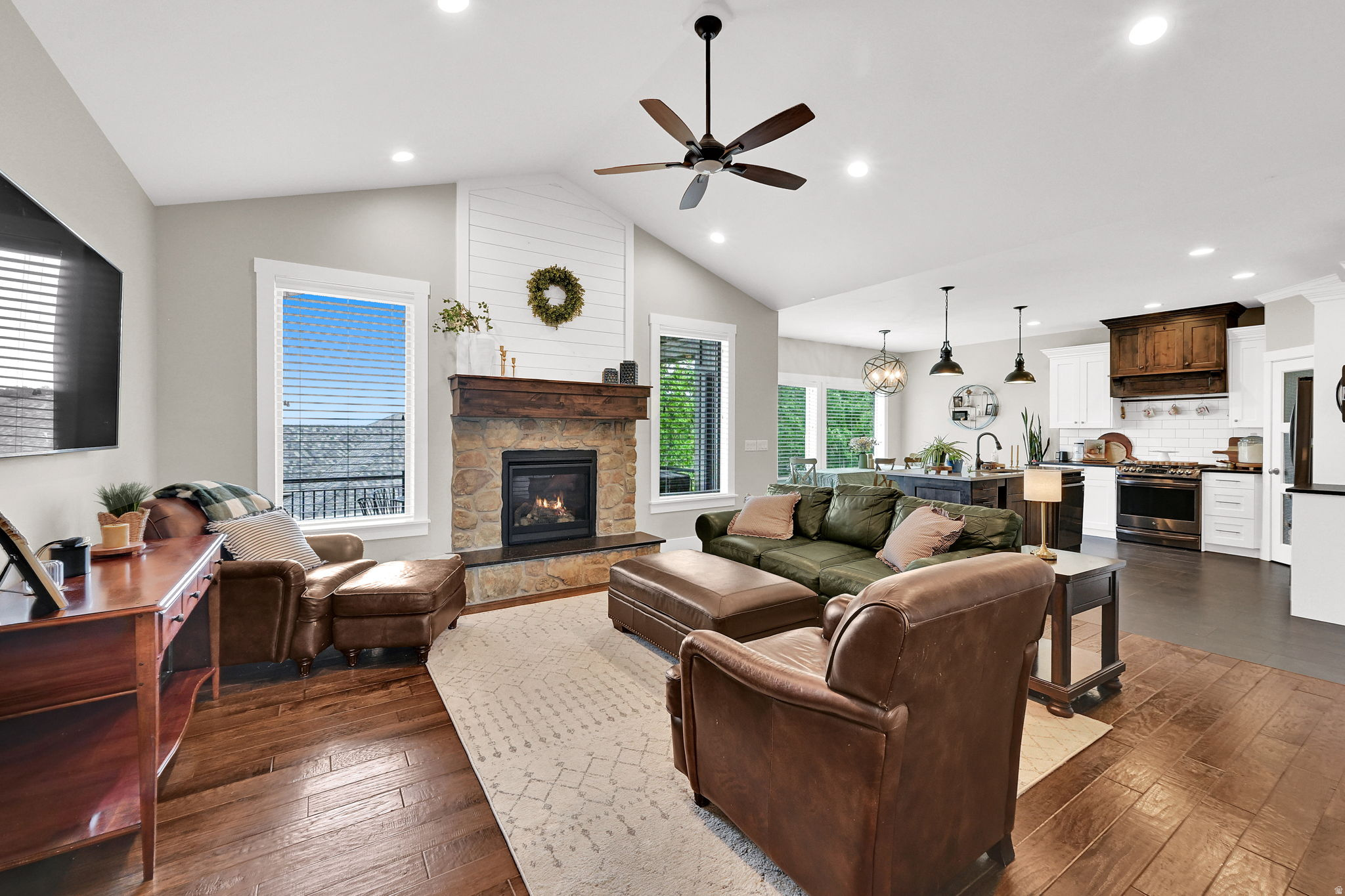 STONE RIDGE - Residential