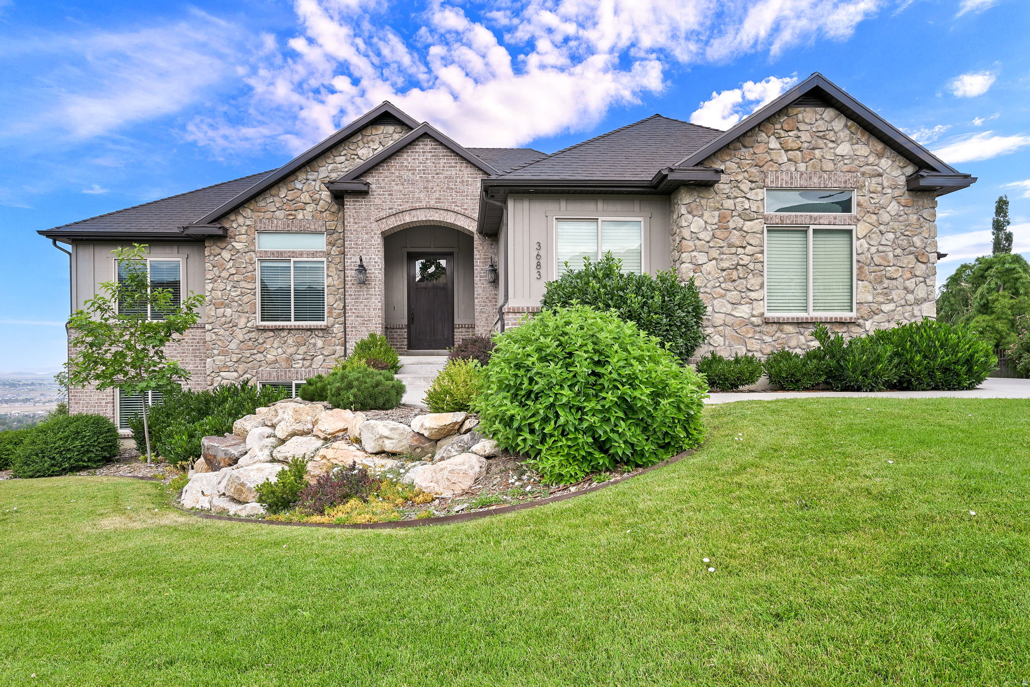STONE RIDGE - Residential