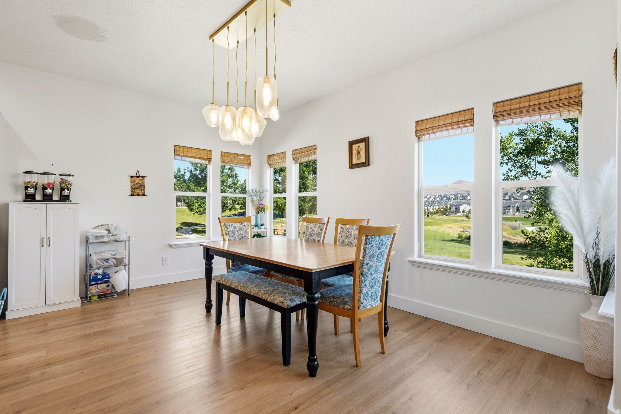 SILVER LAKE - Residential