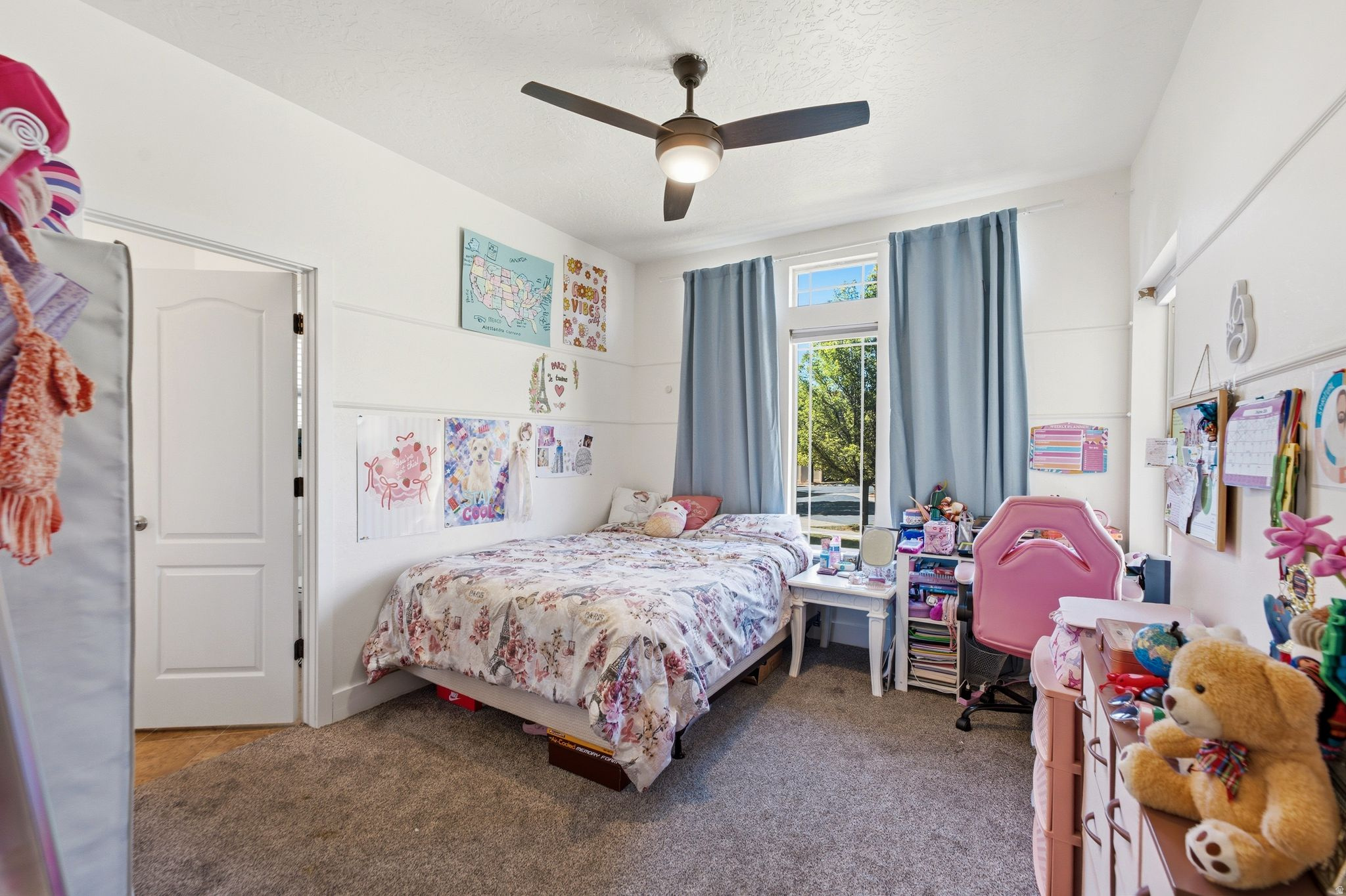 SILVER LAKE - Residential