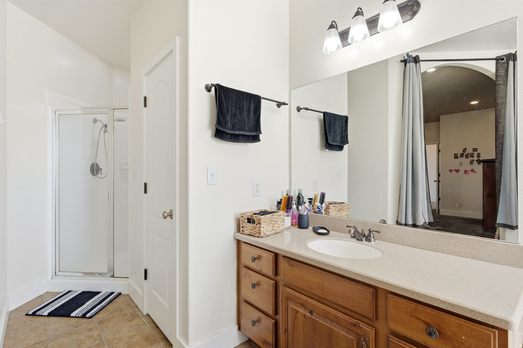 SILVER LAKE - Residential