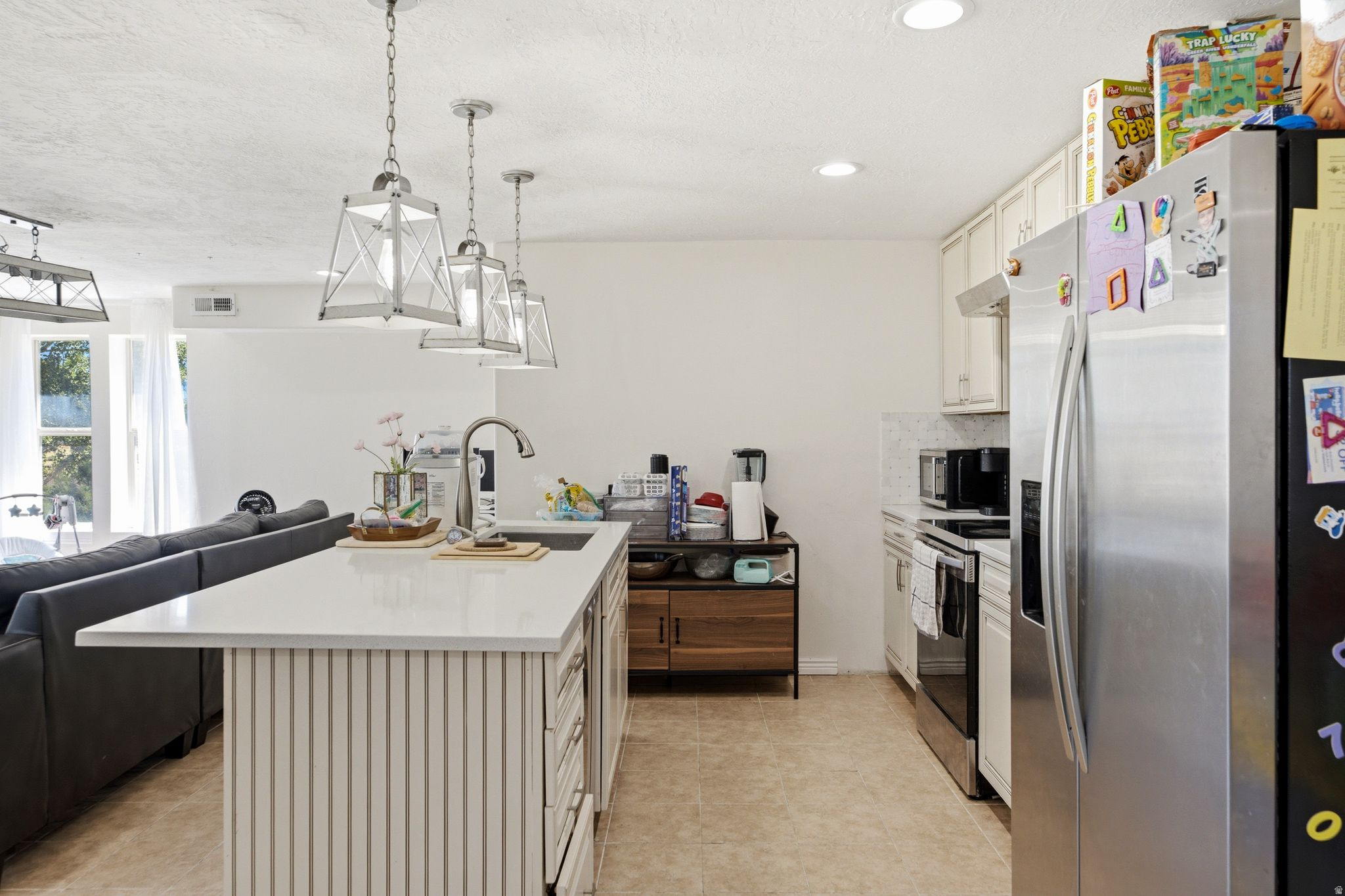 SILVER LAKE - Residential