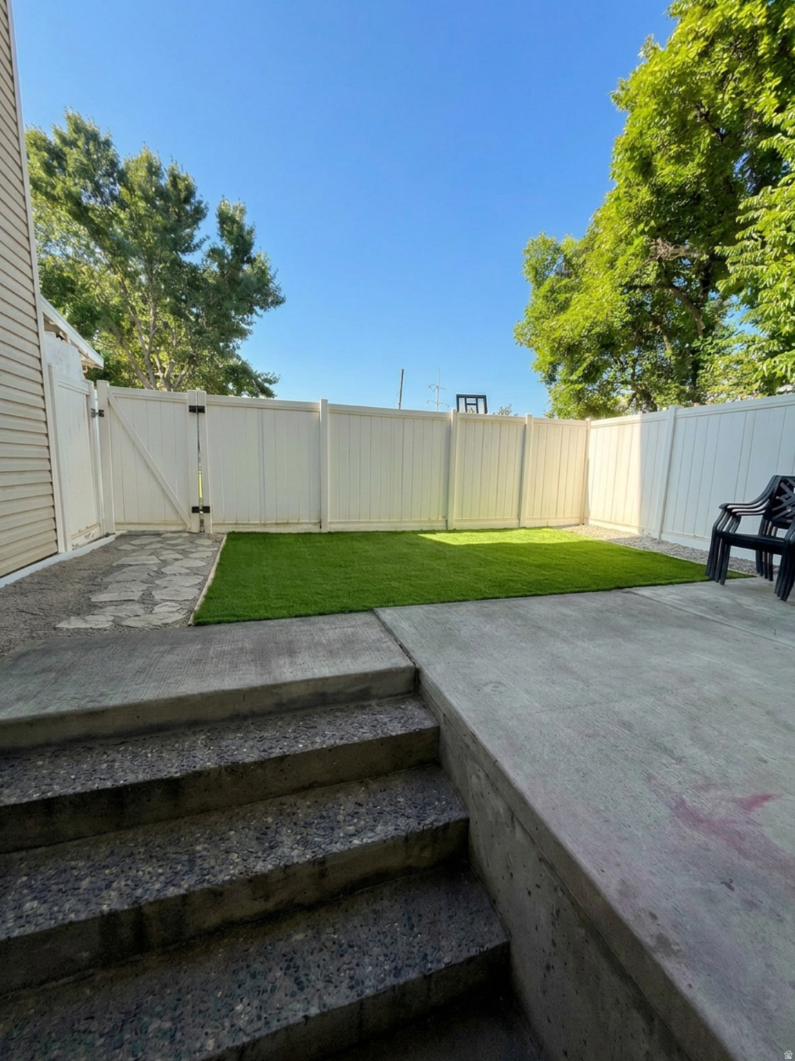 RIDGE - Residential