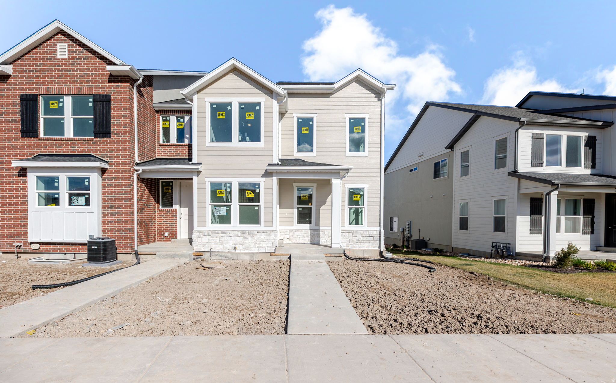 Rock bottom pricing alert! This home is priced to move and packed with value-blink and it might be gone! Discover the perfect mix of convenience and comfort with your new townhome at Highridge! Enjoy the benefits of multi-story living and a spacious two-car garage, without the upkeep of a single-family home. Love where you live with community perks like a clubhouse with a gym, a sparkling pool, and pickleball courts. Plus, you'll be part of the growing Mt. Saratoga master-planned community, designed with parks, trails, and open spaces for you to explore. Don't wait! Reach out today to learn more or schedule your visit!