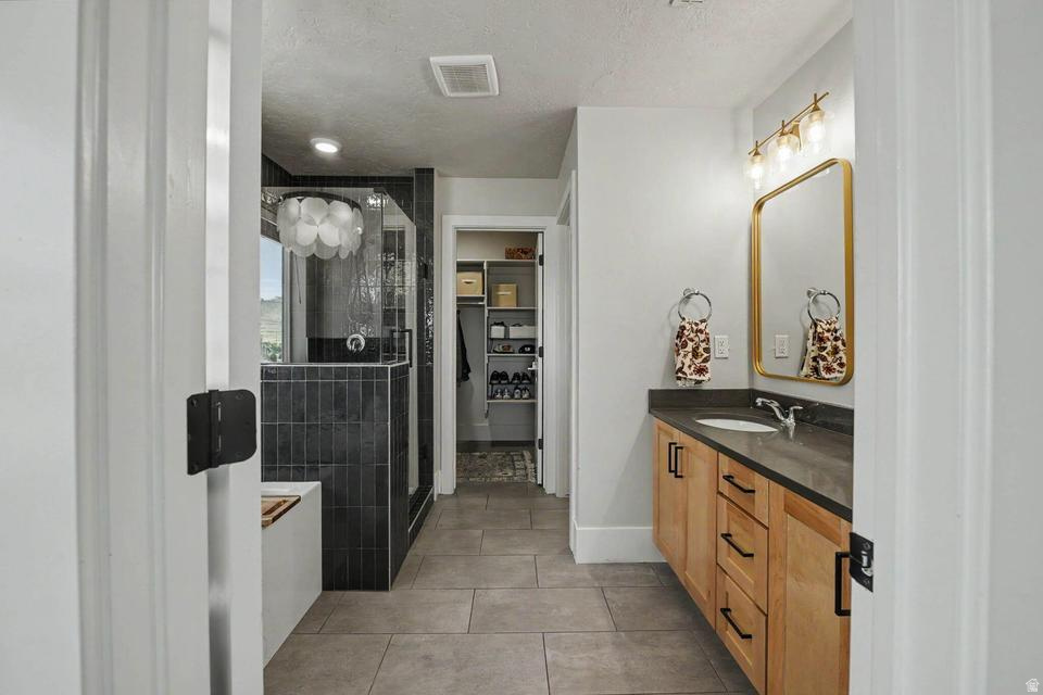 AUBURN HILLS PH 1 - Residential