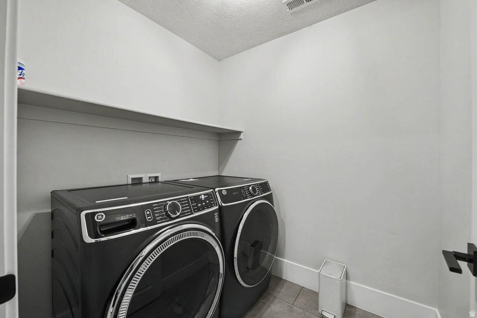 AUBURN HILLS PH 1 - Residential