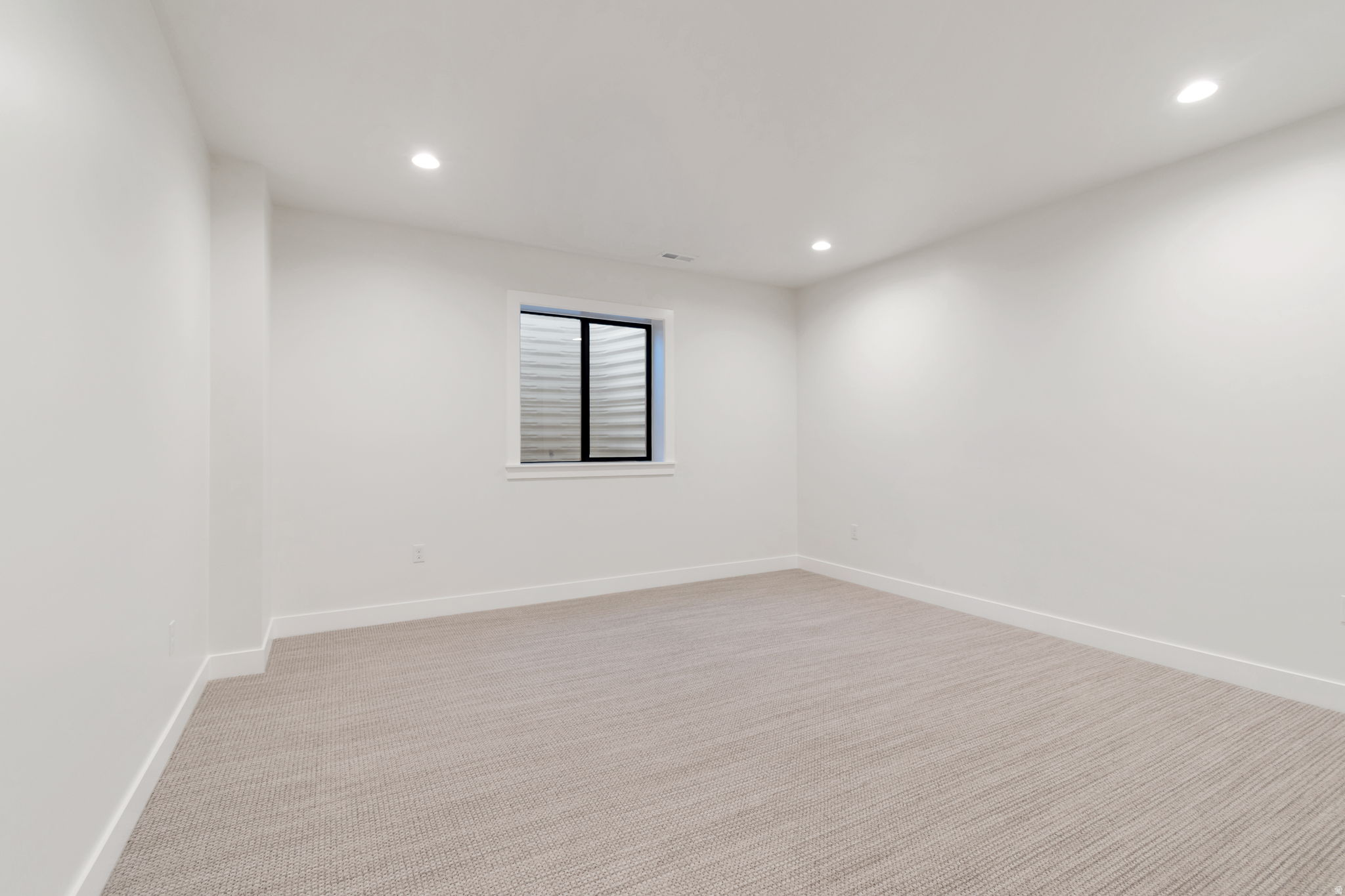 BEACON POINTE - Residential