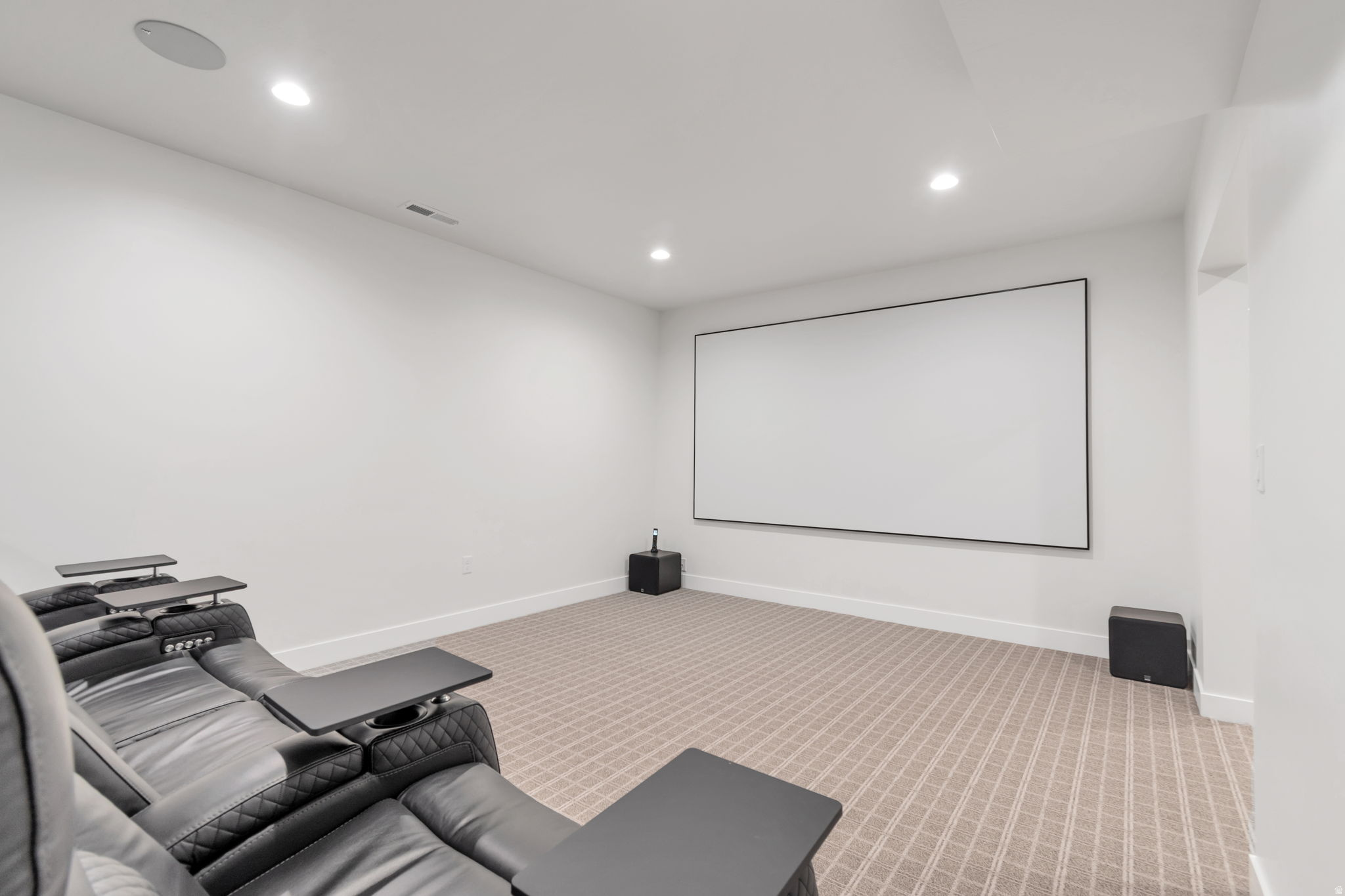 BEACON POINTE - Residential