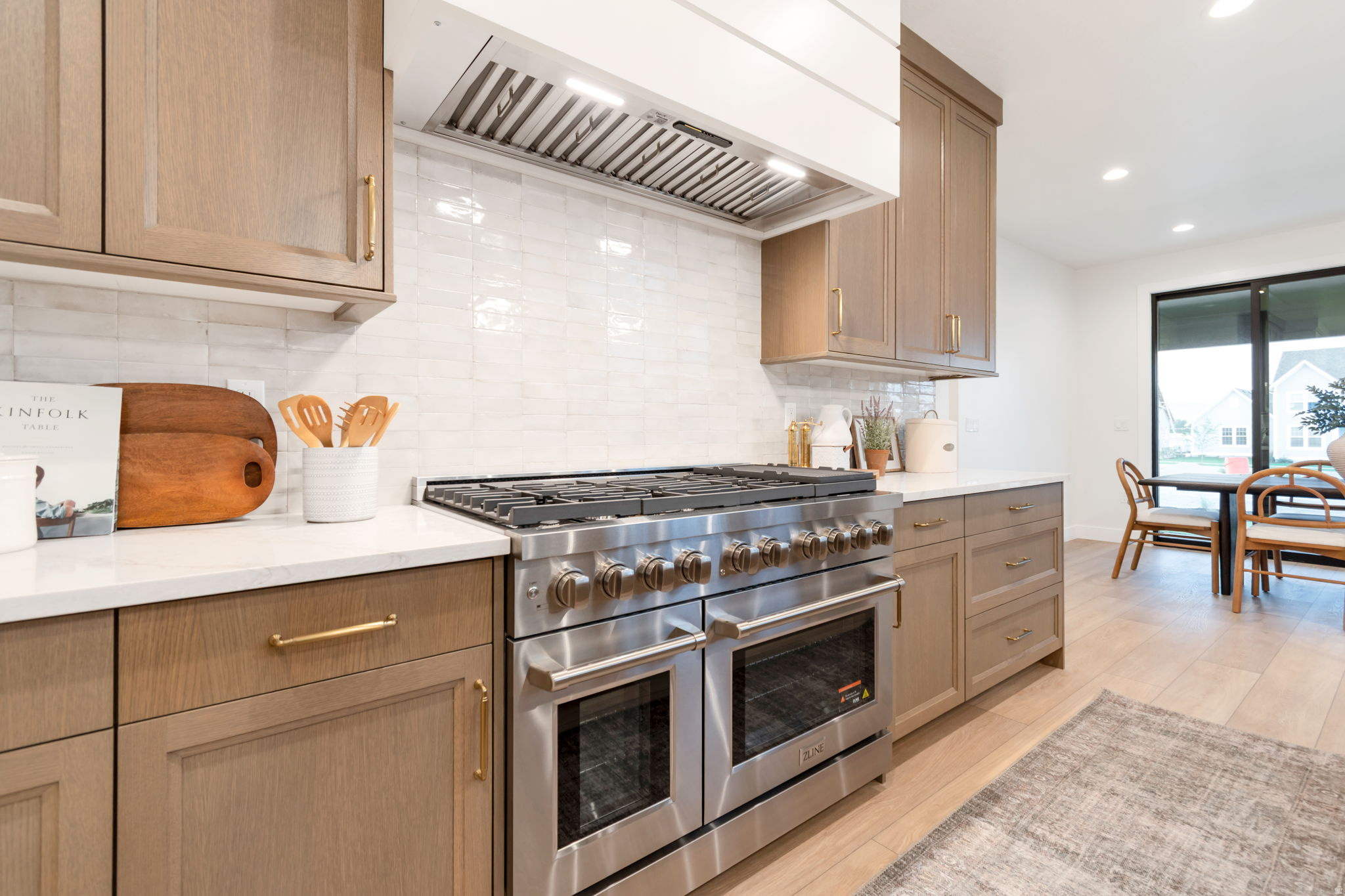 BEACON POINTE - Residential