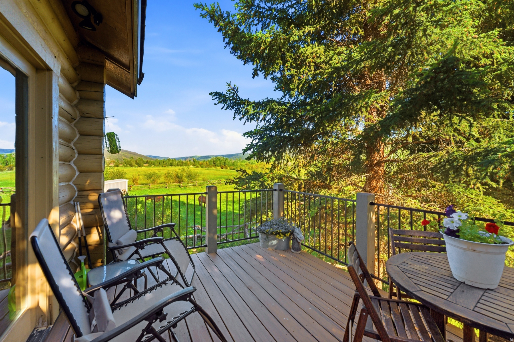 SOUTY SUMMIT - Residential