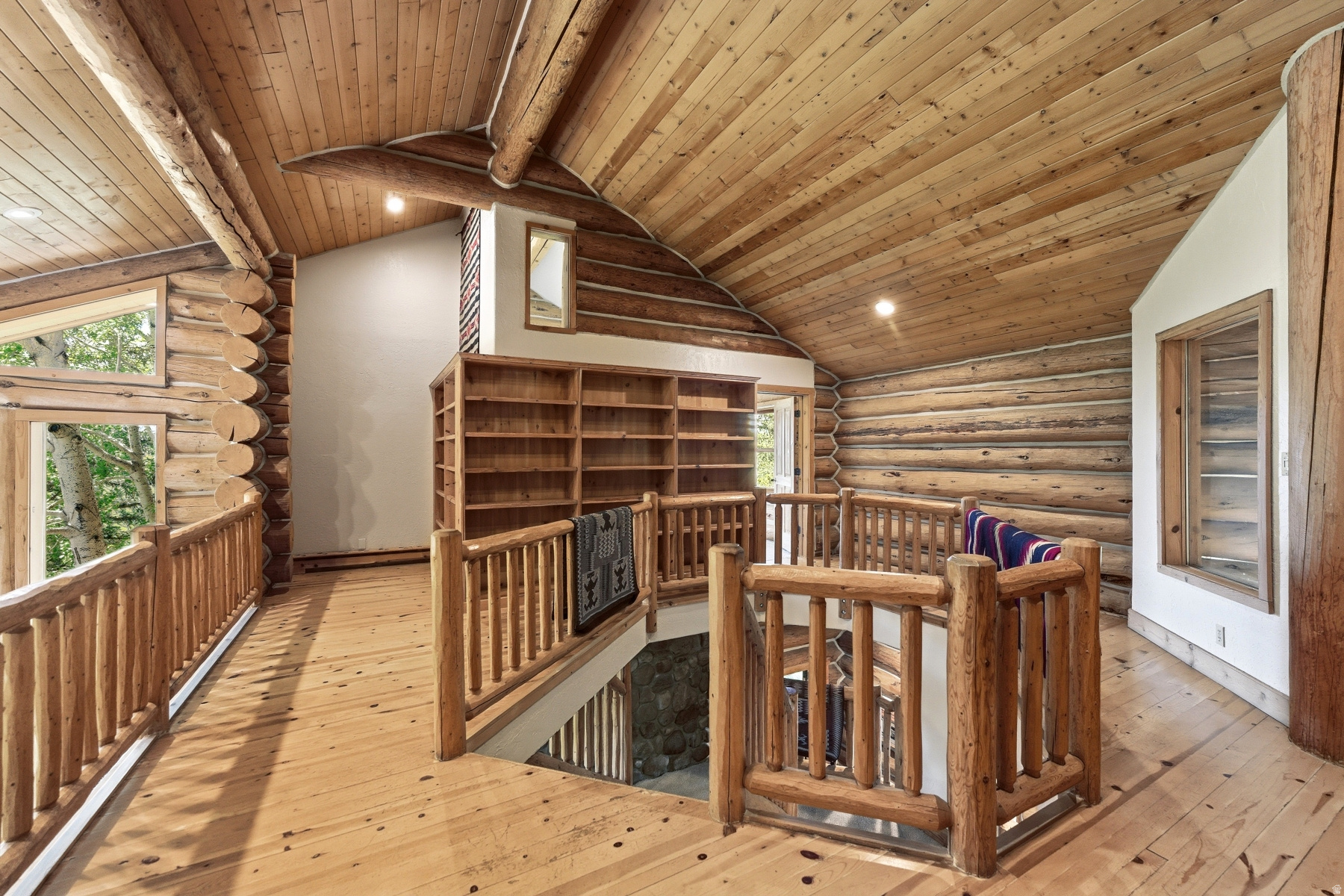 SOUTY SUMMIT - Residential
