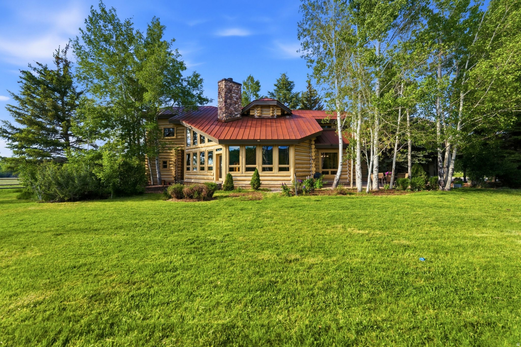 SOUTY SUMMIT - Residential