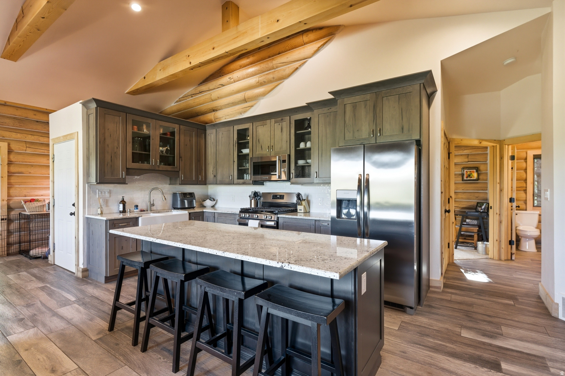 SOUTY SUMMIT - Residential