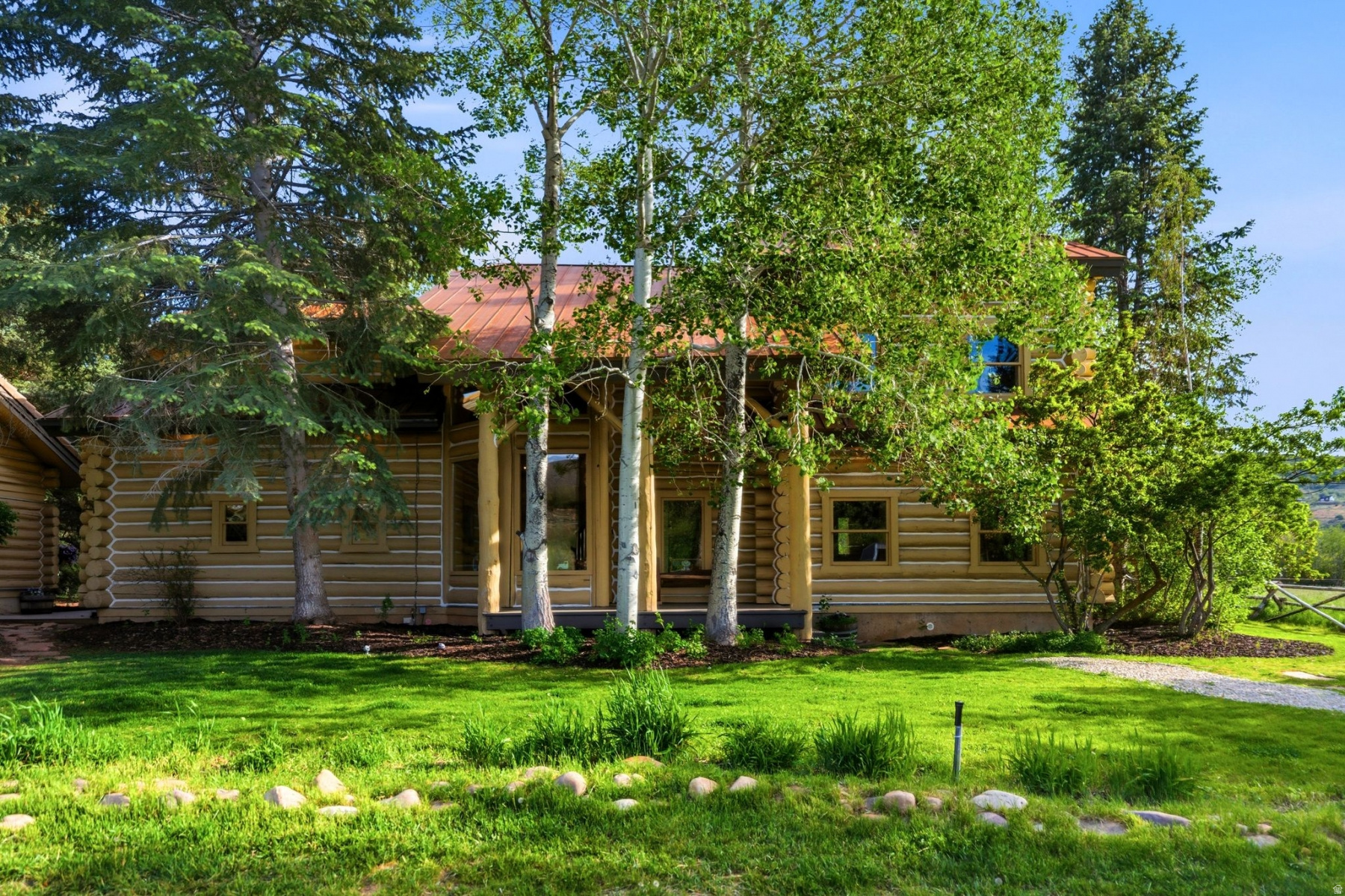 SOUTY SUMMIT - Residential