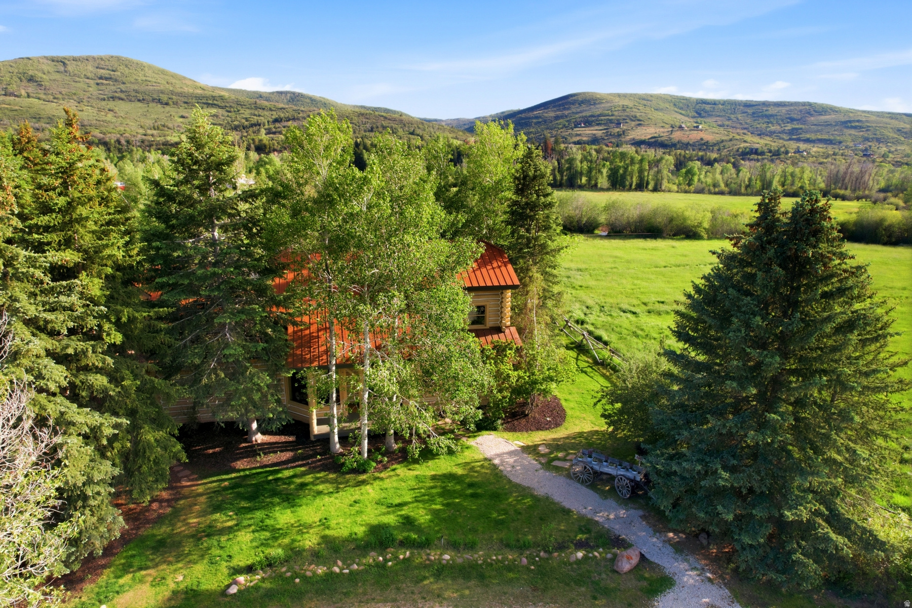SOUTY SUMMIT - Residential