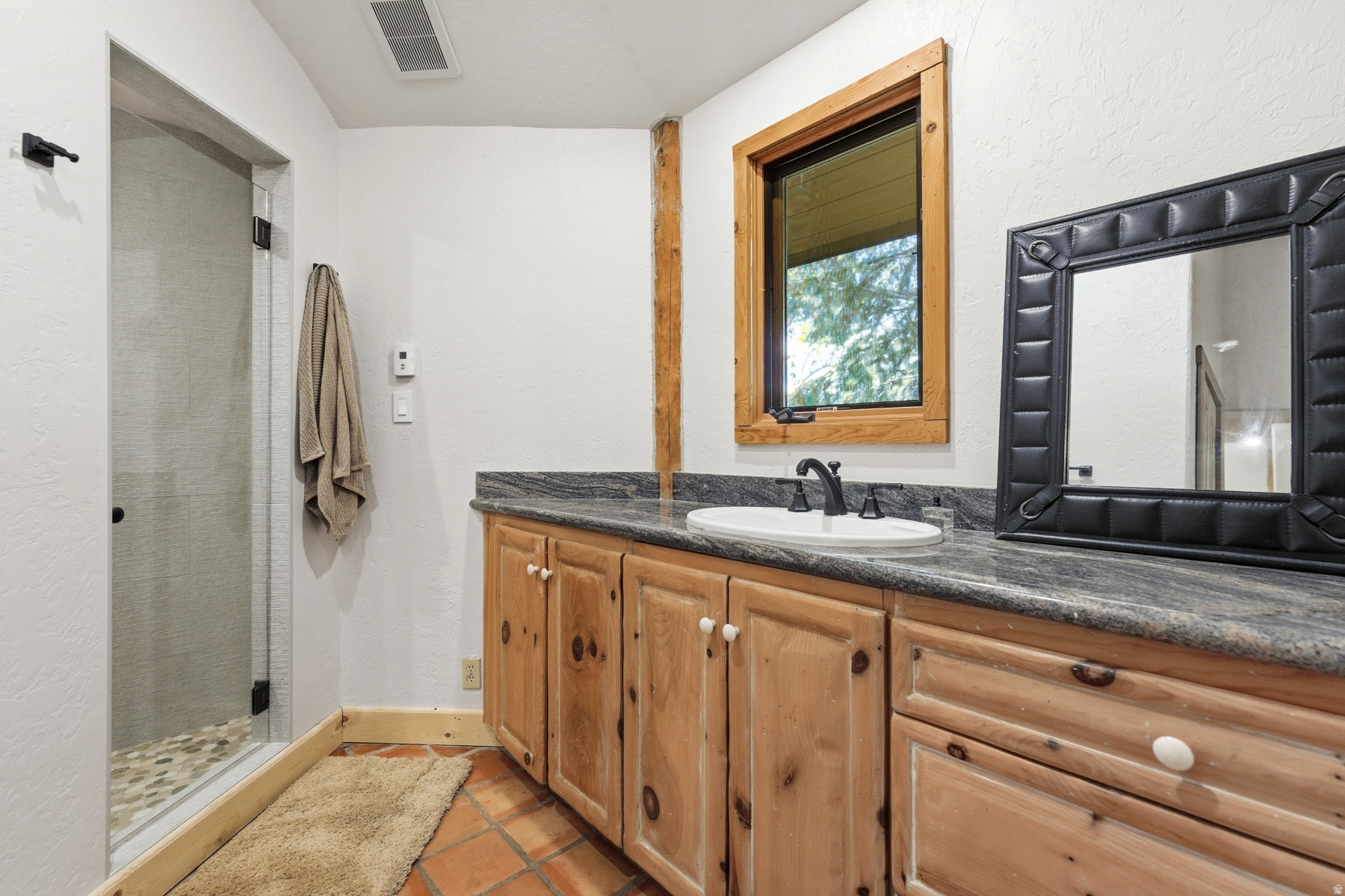 SOUTY SUMMIT - Residential
