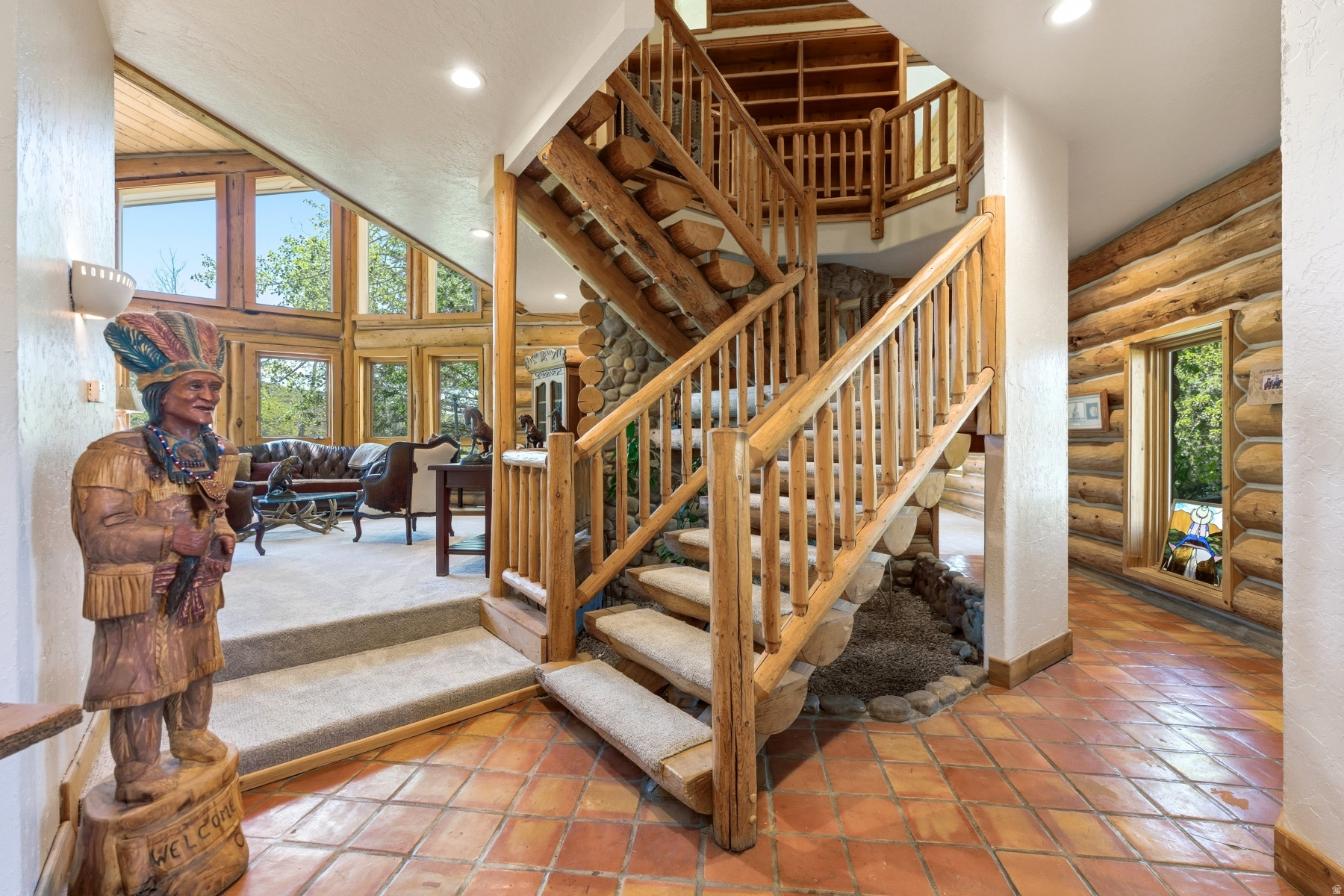 SOUTY SUMMIT - Residential