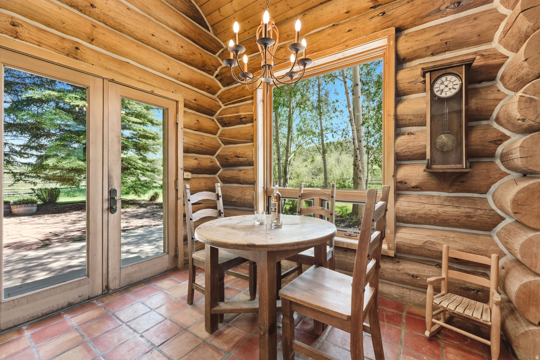 SOUTY SUMMIT - Residential