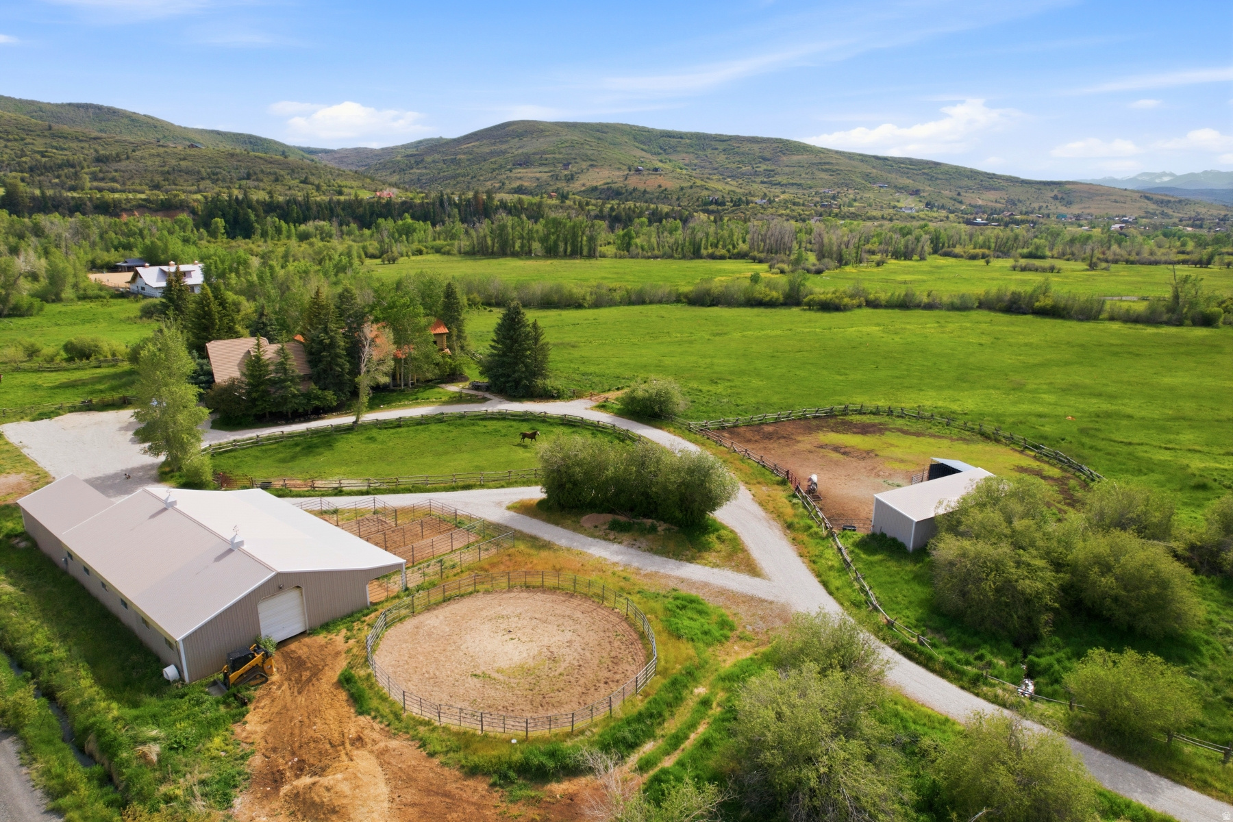 SOUTY SUMMIT - Residential