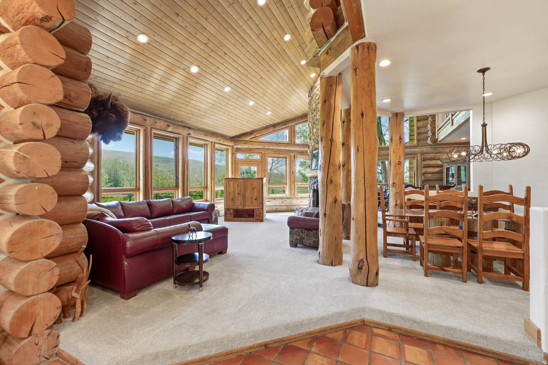 SOUTY SUMMIT - Residential