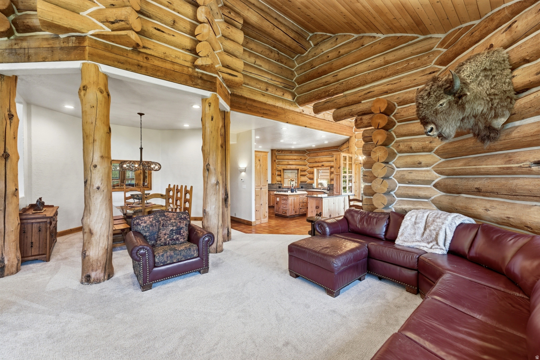 SOUTY SUMMIT - Residential
