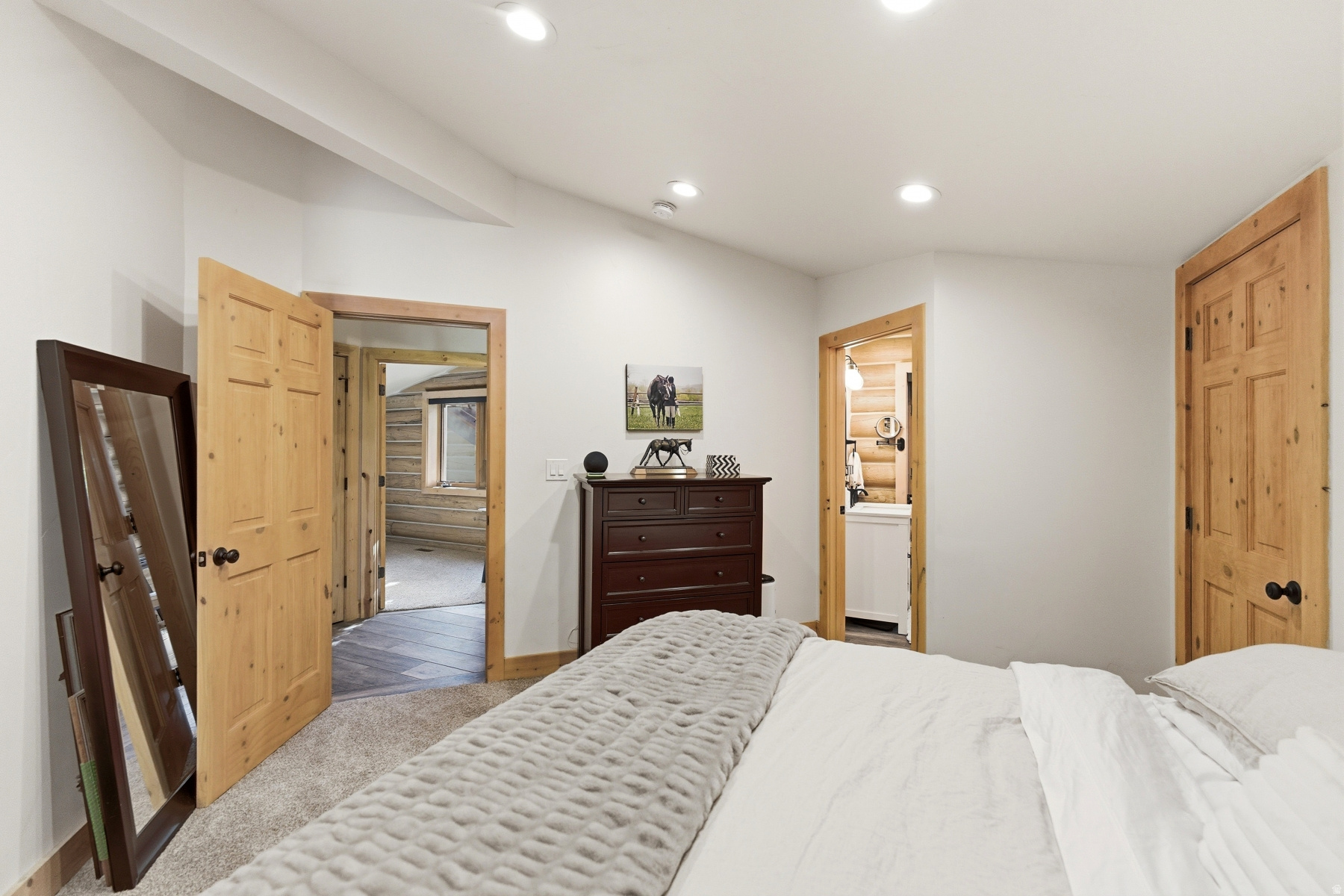 SOUTY SUMMIT - Residential