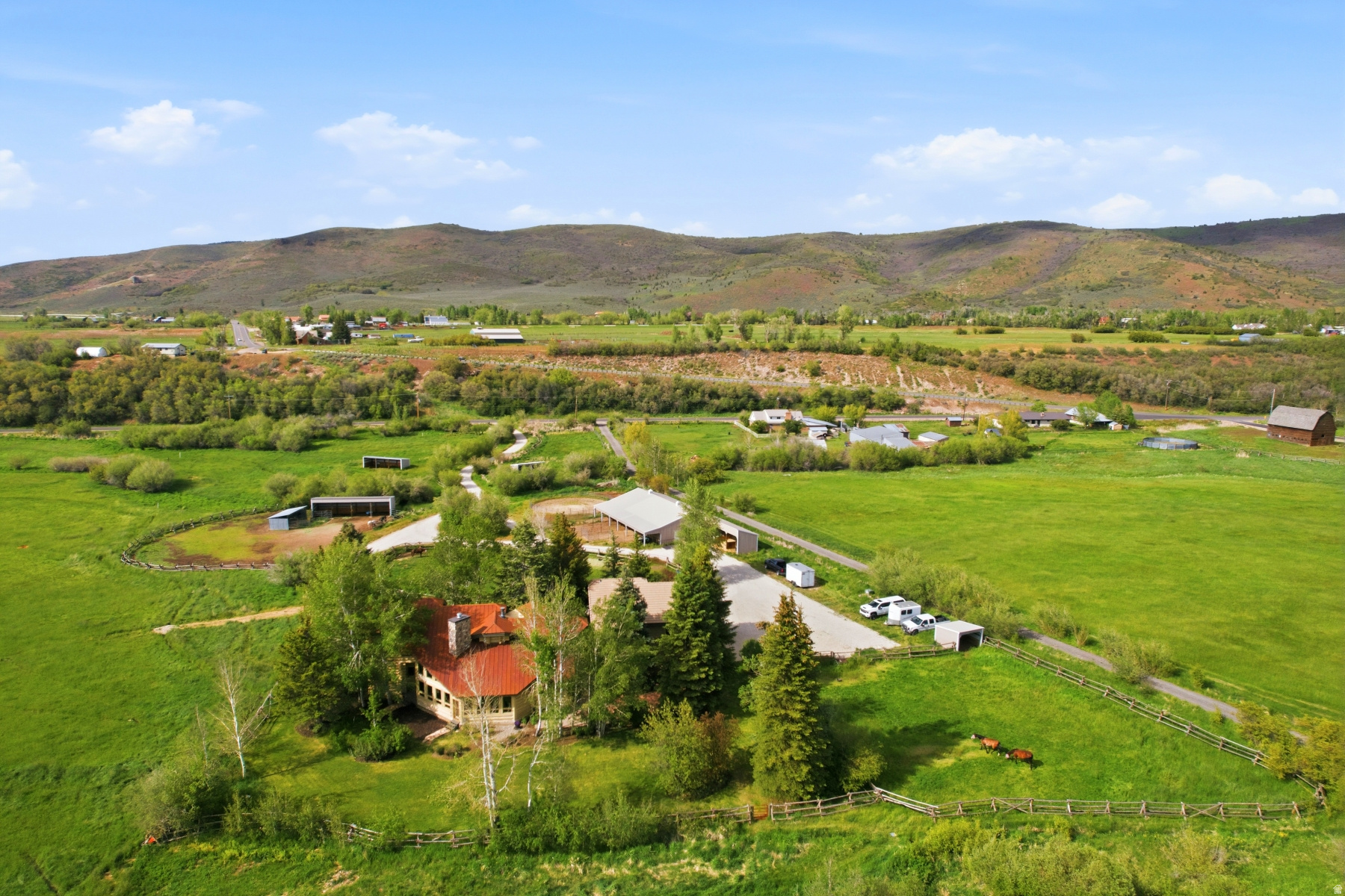 SOUTY SUMMIT - Residential