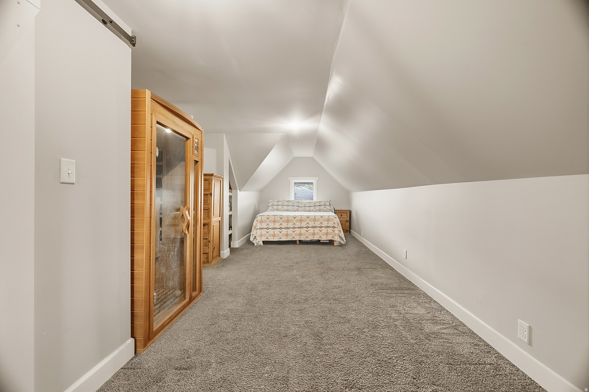 FRANCIS TOWN - Commercial Sale