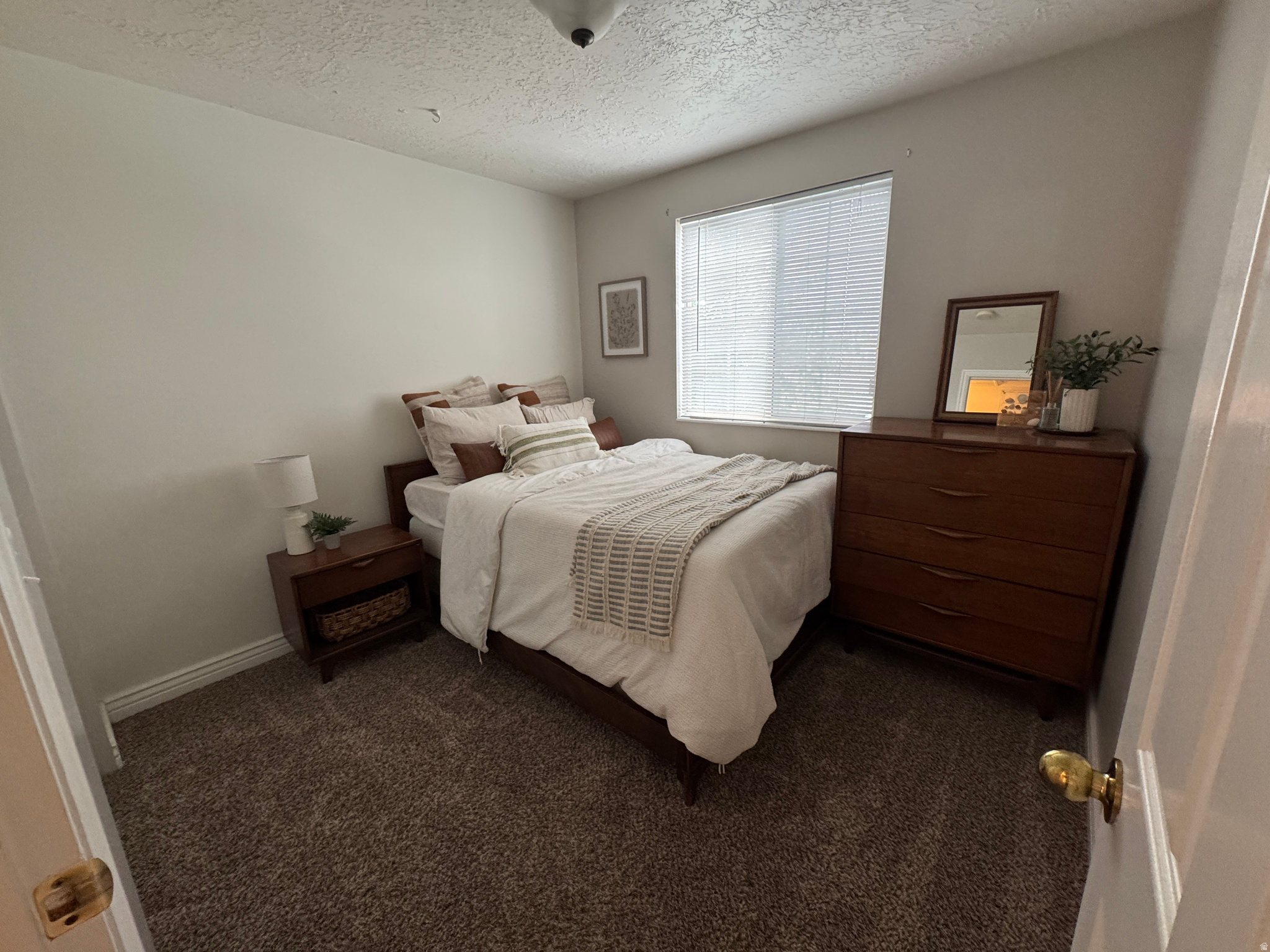 WESTLAKE VILLAGE - Residential
