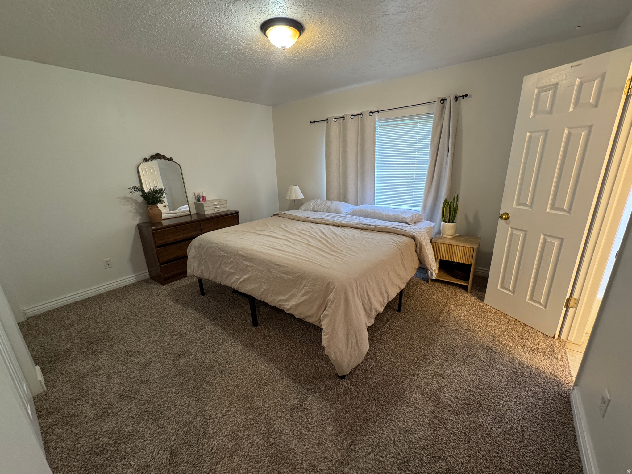 WESTLAKE VILLAGE - Residential