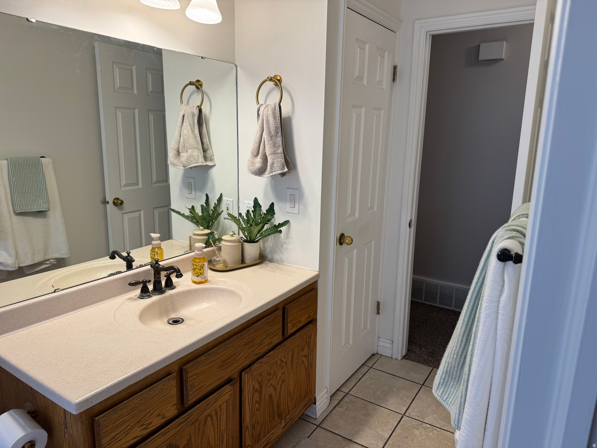 WESTLAKE VILLAGE - Residential