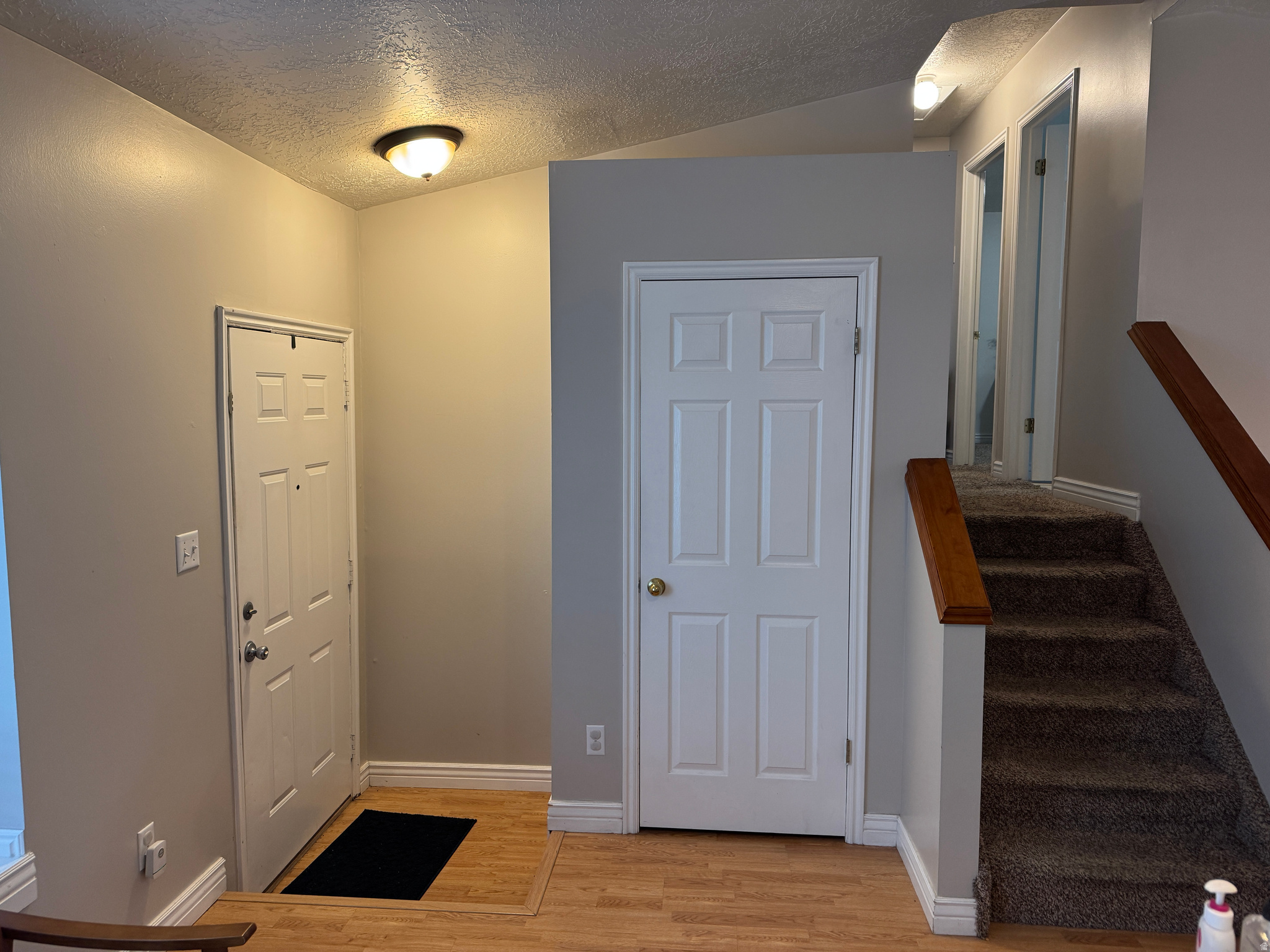 WESTLAKE VILLAGE - Residential