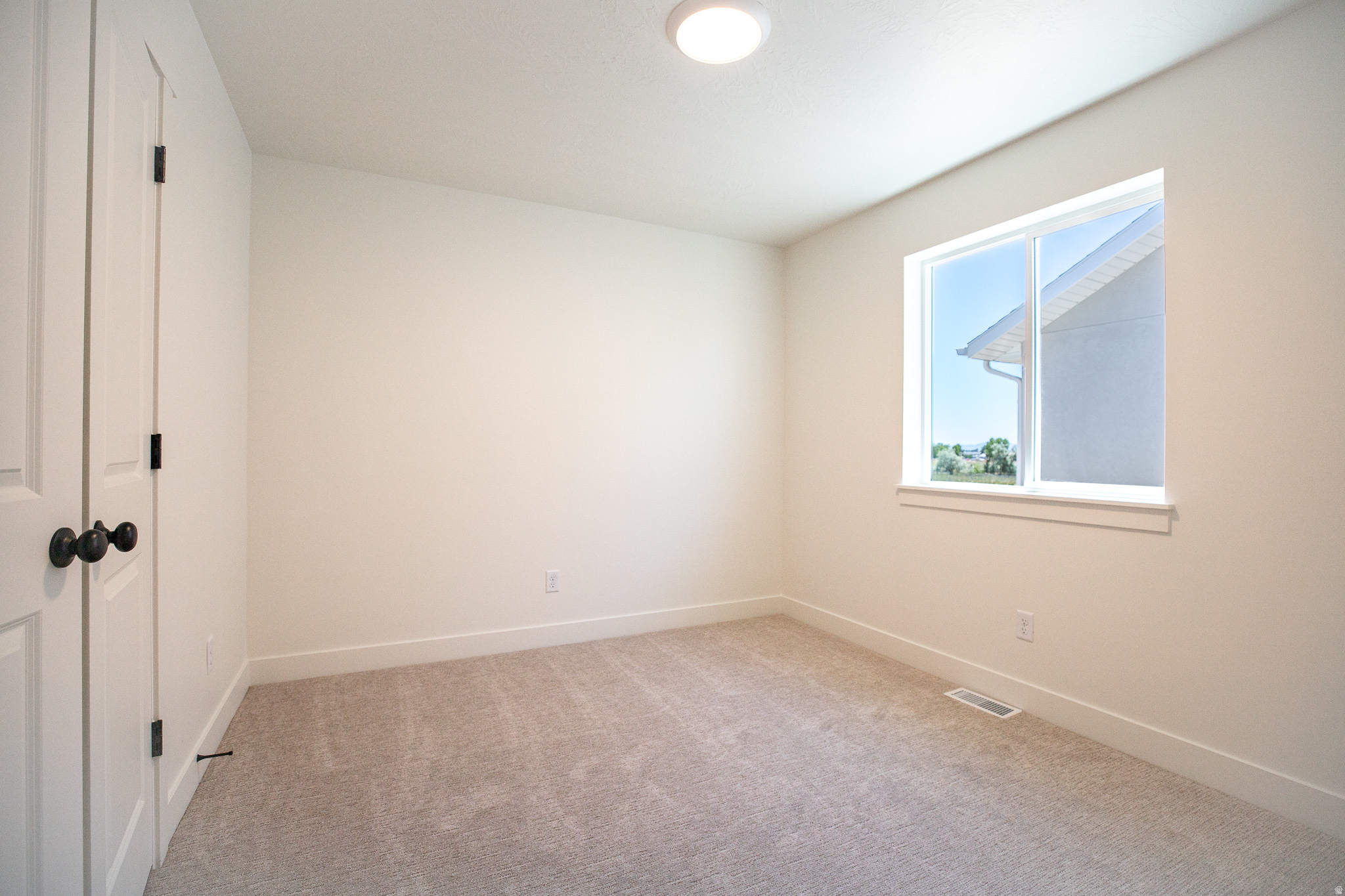 LOMOND HEIGHTS - Residential