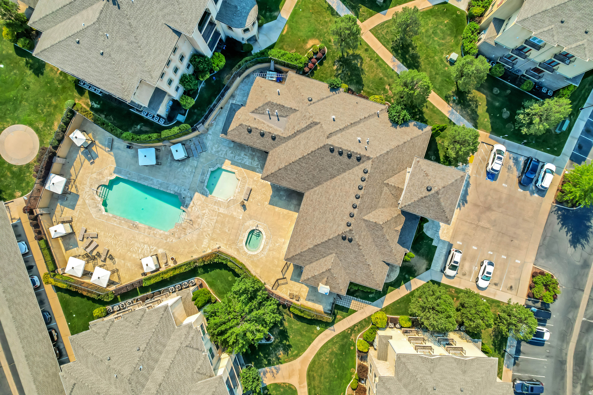 TUSCAN VILLAS - Residential
