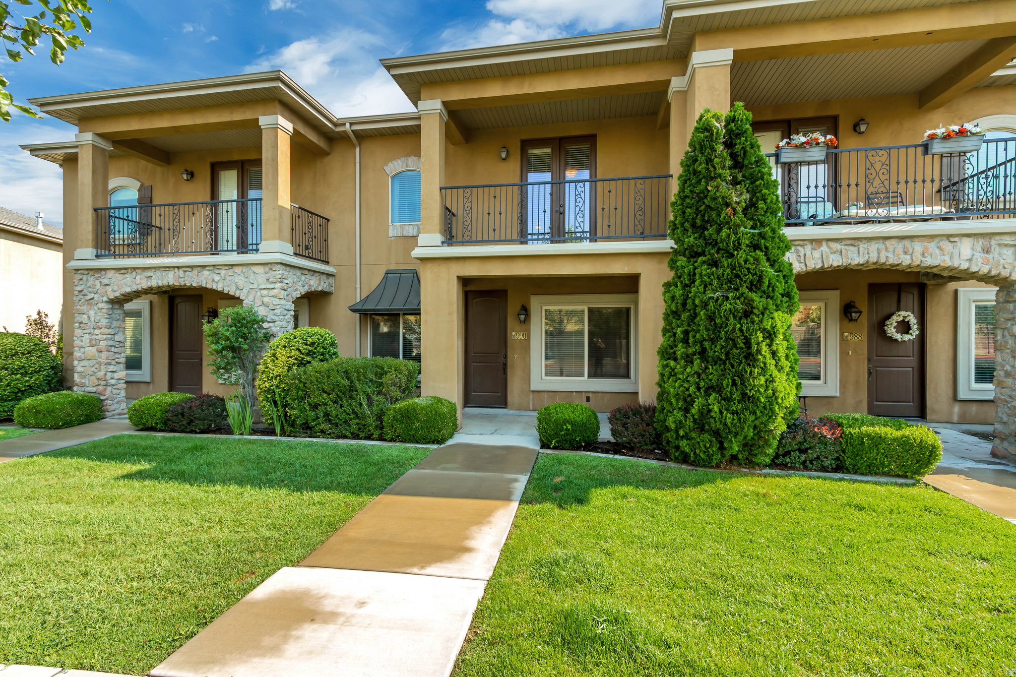 TUSCAN VILLAS - Residential