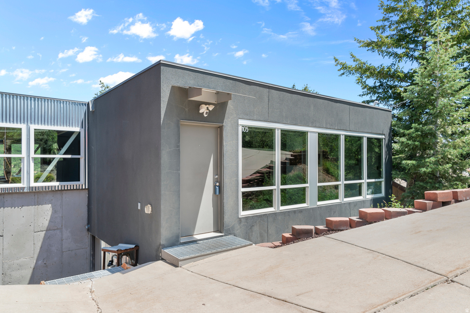 SUMMIT PARK - Residential