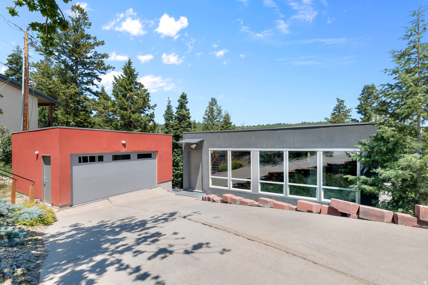 SUMMIT PARK - Residential