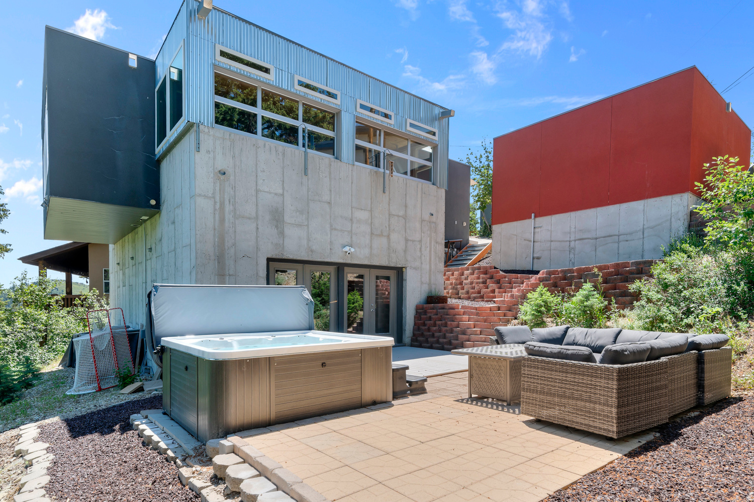 SUMMIT PARK - Residential