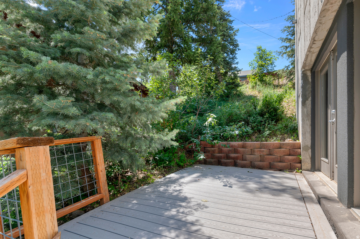 SUMMIT PARK - Residential