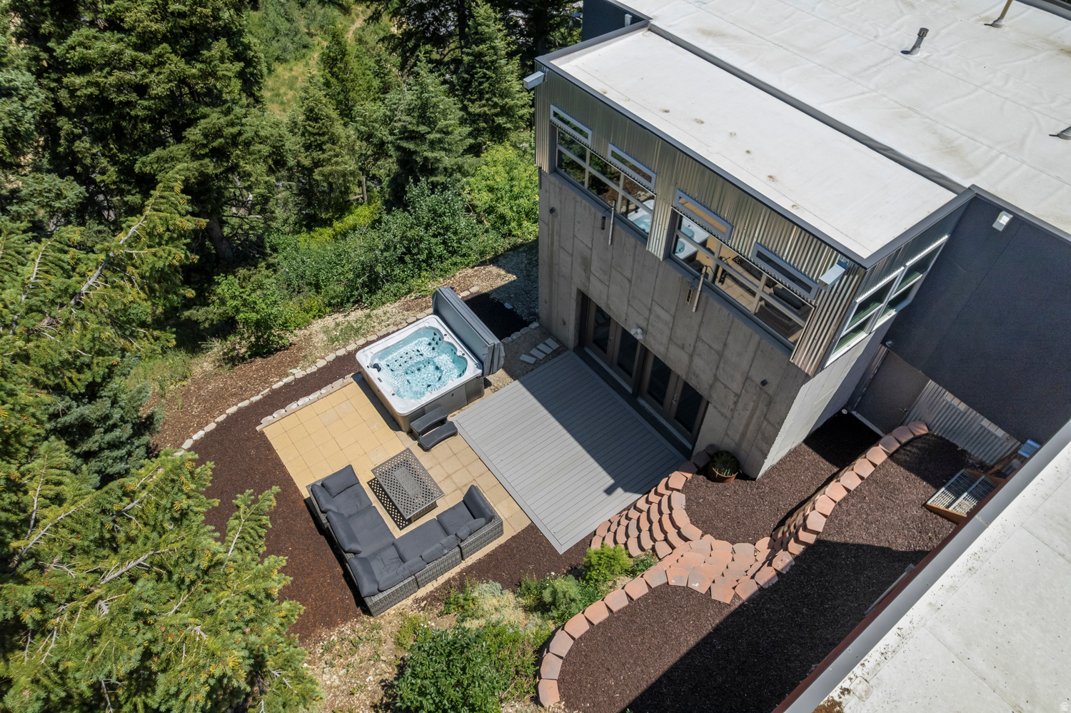SUMMIT PARK - Residential
