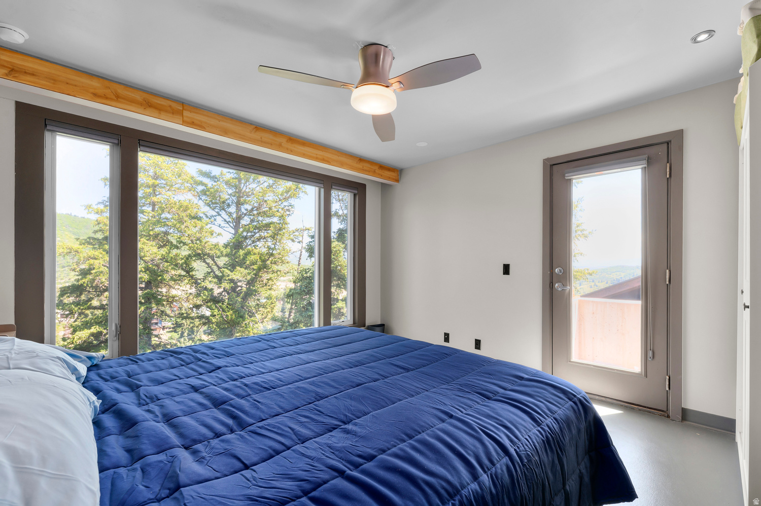 SUMMIT PARK - Residential