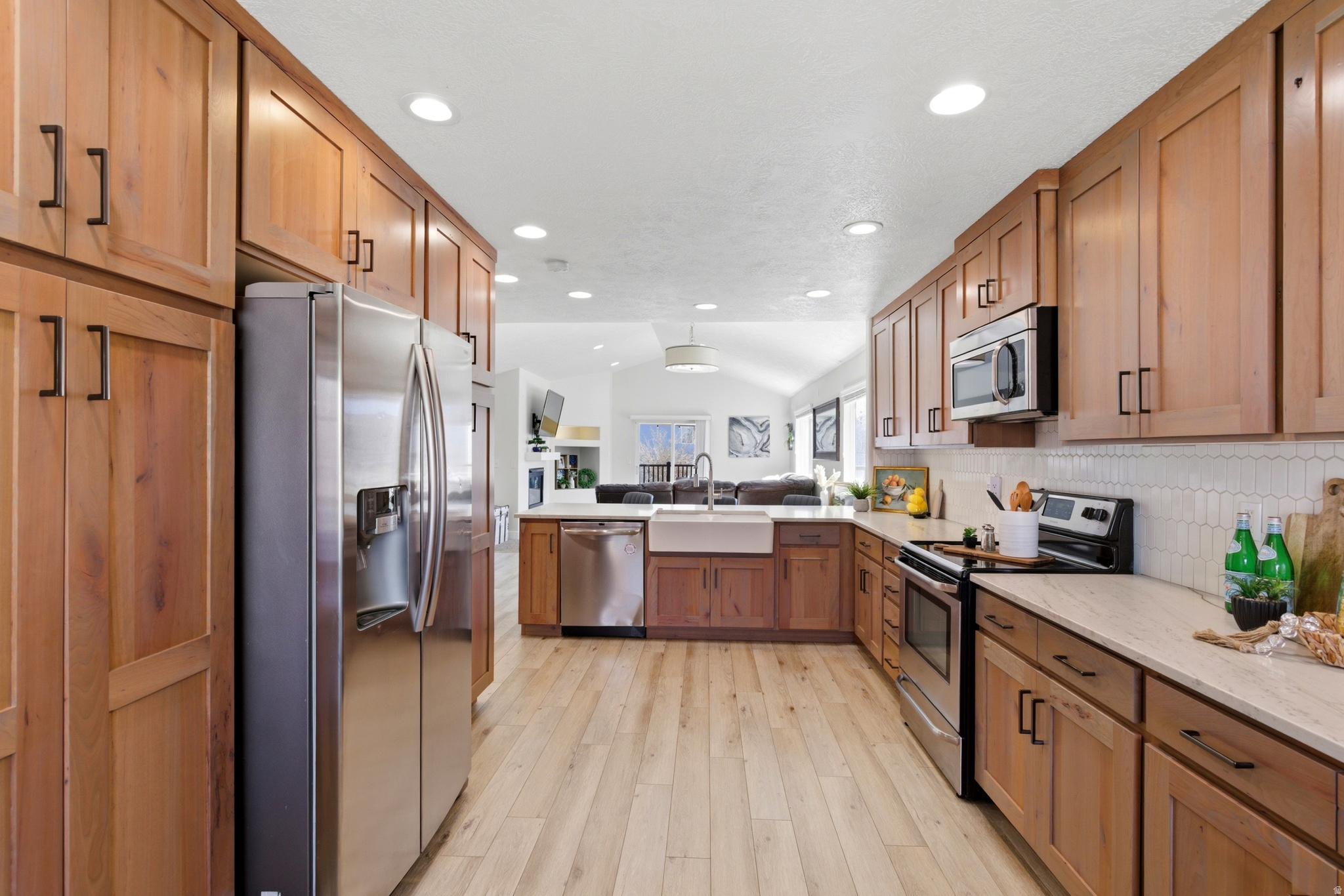 OAKS AT JORDAN HILLS - Residential