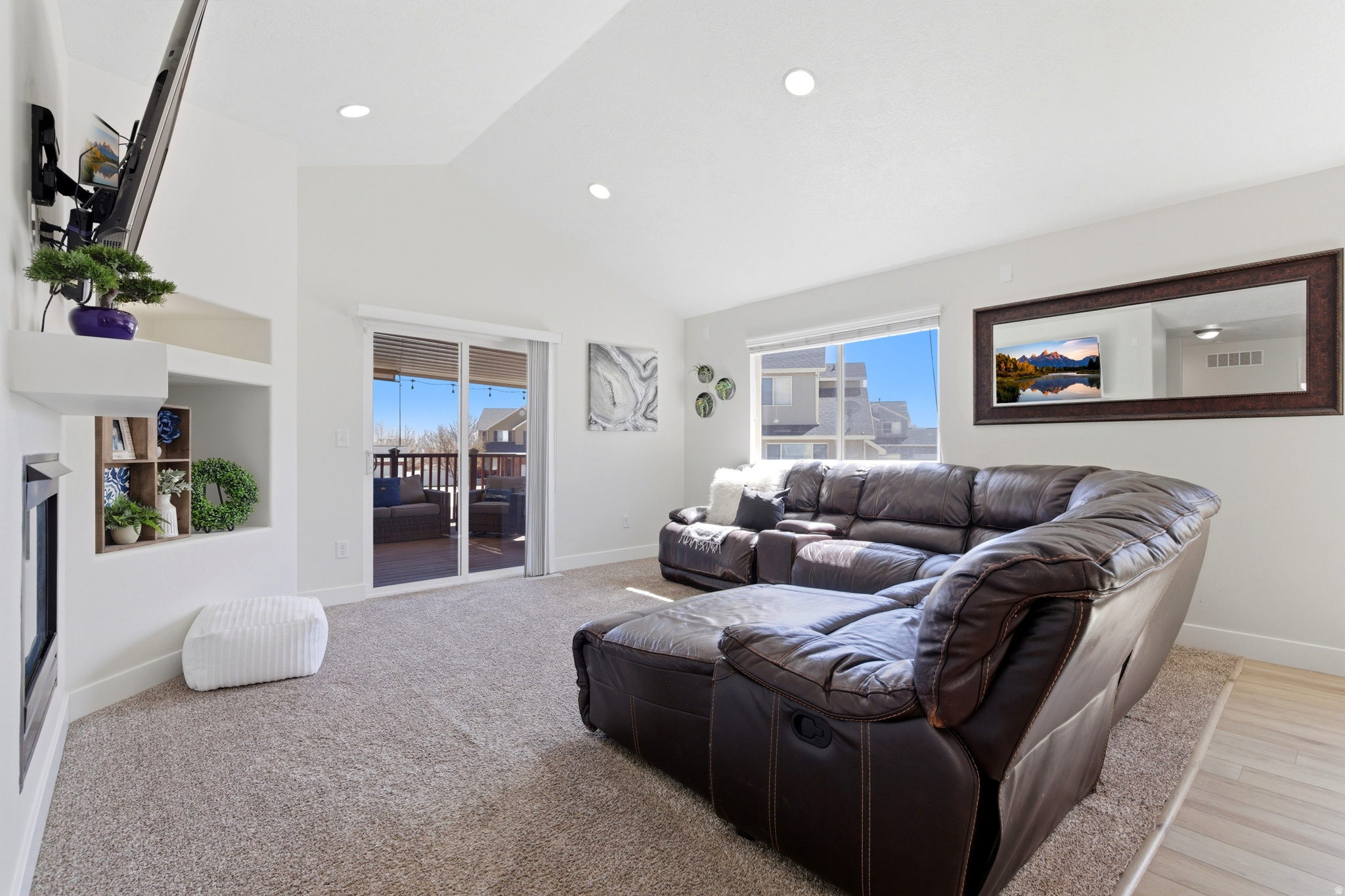 OAKS AT JORDAN HILLS - Residential