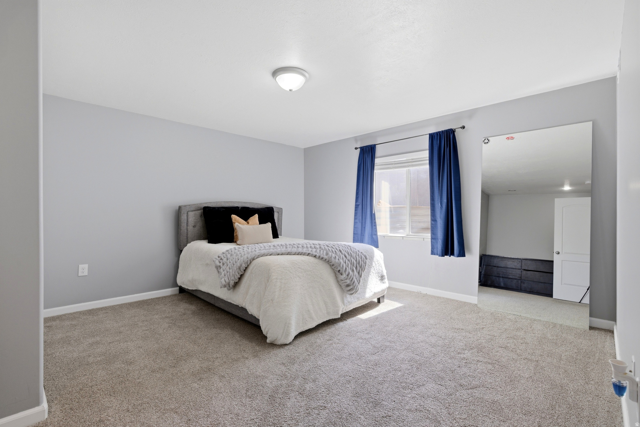 OAKS AT JORDAN HILLS - Residential